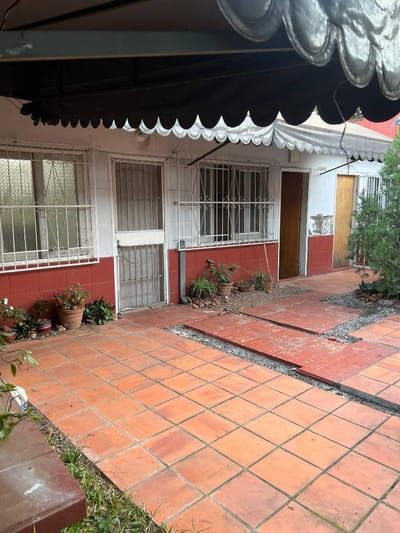 CASA A REFACCIONAR EN LOS LAURELES ASUNCION