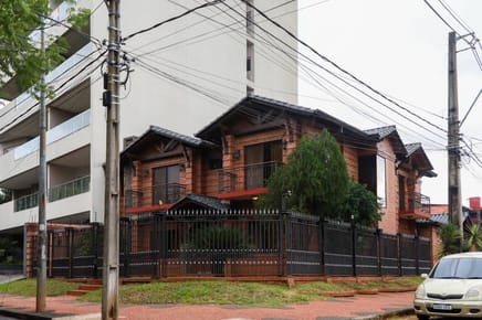 En venta residencia en Villa Aurelia