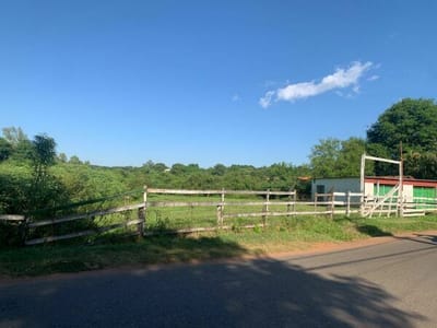 VENTA DE TERRENO CON NACIENTE Bo. COSTA AZUL - LUQUE