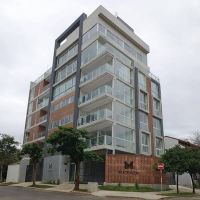 VENTA DE HERMOSO PENTHOUSE A ESTRENAR-Edificio Martinov