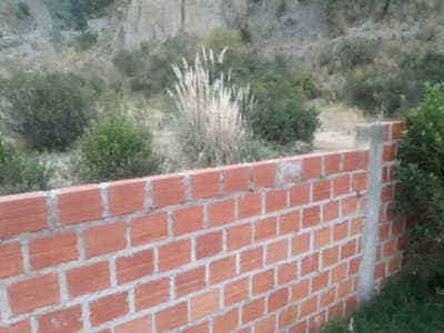 VENDO TERRENO EN LA ZONA DE ACHUMANI (JARDINES DEL SUR)