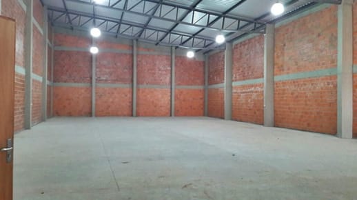 EN ALQUILER – DEPÓSITO EN MARIANO ROQUE ALONSO. 500 mts².