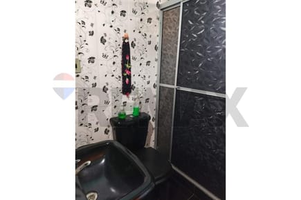 VENDO AMPLIA CASA EN CAPIATA