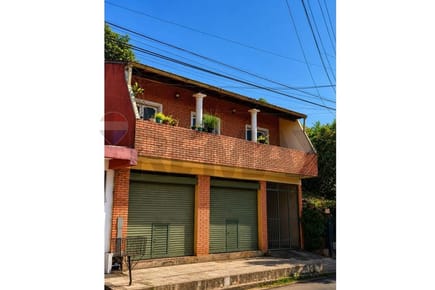 Casa venta Fernando de la Mora zona sur 