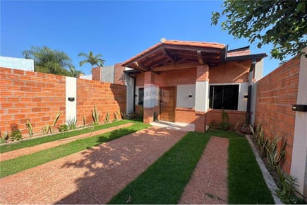 Chalet - Venta - Luque, Paraguay