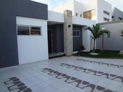 BELLA CASA MINIMALISTA A ESTRENAR