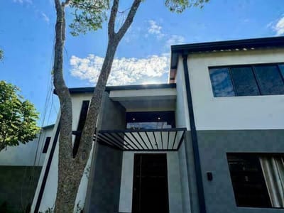 VENDO HERMOSA CASA EN SAN BERNARDINO