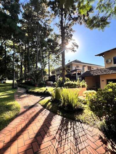 ALQUILO CASA EN LAMBARE ZONA YATCHT COLINAS DEL GOLF