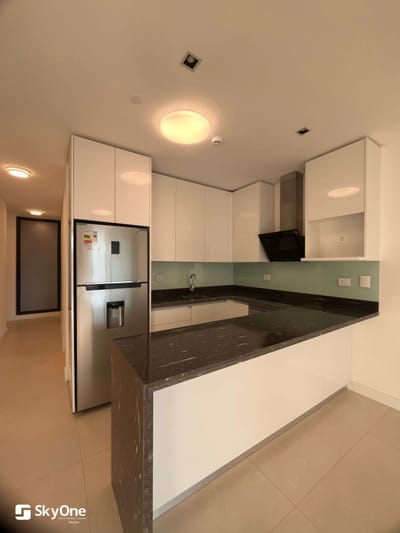 Alquilo amplio Monoambiente en Barrio Ykua Sati 