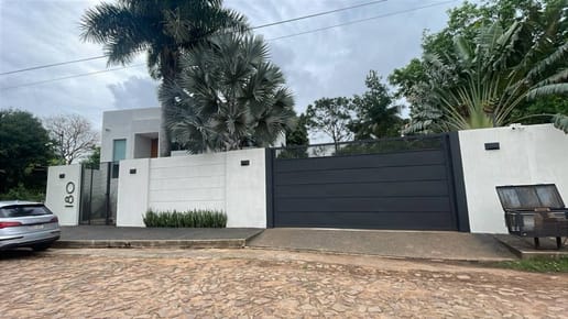 ALQUILO EXCLUSIVA CASA EN BARRIO HERRERA
