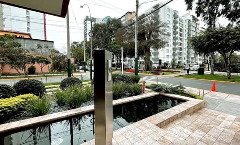 VENTA DE DEPARTAMENTO JESÚS MARÍA, LIMITE C/SAN ISIDRO, URB. SAN FELIPE