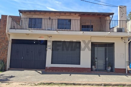 VENDO RESIDENCIA CON GRAN POTENCIAL EN HERRERA