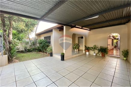 VENTA CASA EN FERNANDO ZONA NORTE Z/ SALEMMA