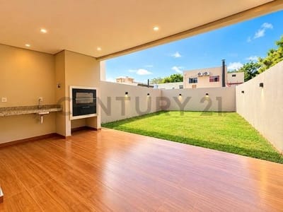 Duplex De 4 Habitaciones A Estrenar En Lambaré