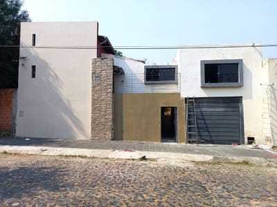 VENDO CASA EN BARRIO REPUBLICANO ASUNCIÓN