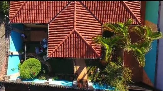 VENDO CASA EN CIUDAD DEL ESTE