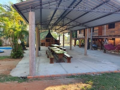 Casa Quinta en Venta – Areguá – 3,4 Has con Arroyo y Piscina