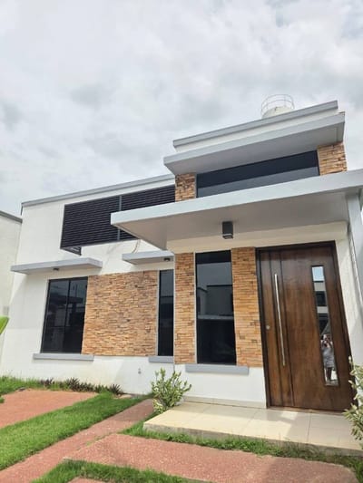 VENDO CHALET A ESTRENAR EN LIMPIO ´LA CAOBA RESIDENCIAL
