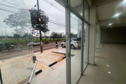 Local Comercial - Alquiler - Limpio, Central, Paraguay