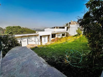 Casa en venta en Rinconada Alta: un oasis privado con vista panorámica