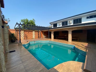 Vendo Amplia y Cómoda Residencia en San Lorenzo, Zona Paseo 14 y medio 