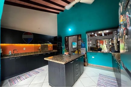 Casa - Venta - Luque, Paraguay