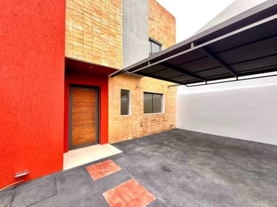 Hermoso y Amplio Dúplex en Villa Aurelia a cuadras del Colegio del Sol