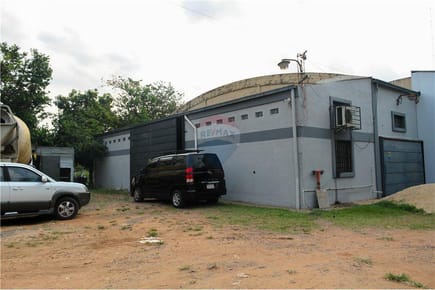 VENDO DEPOSITO/CASA EN ÑEMBY