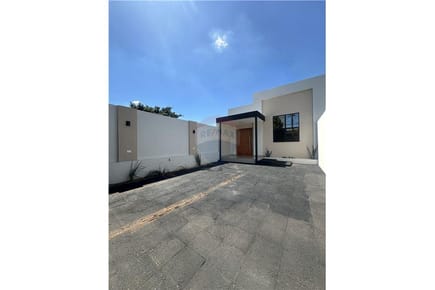 Hermosa casa tipo dúplex a estrenar en San Lorenzo