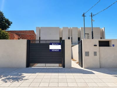 VENDO DÚPLEX A ESTRENAR EN BARRIO MACA-I – LUQUE