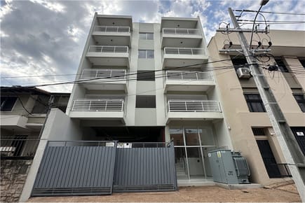 Alquilo dpto. de 1 dormitorio atrás de Mundimark