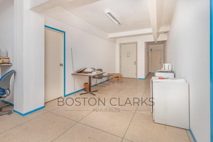 OFICINAS EN ALQUILER EN CIUDAD VIEJA, 170M2.