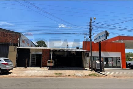 VENDO LOCAL COMERCIAL CON 2 SALONES