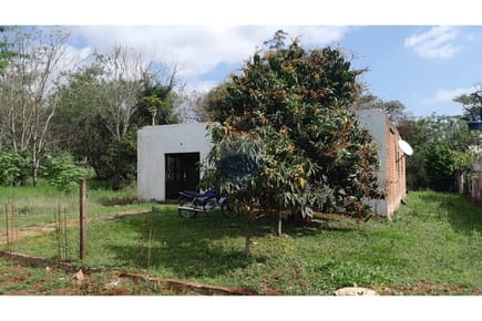 Casa semiterminada - FRAM ITAPÚA