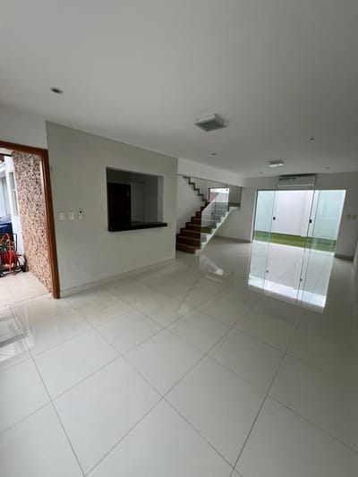 CASA DE 3 DORMITORIOS EN ITA ENRAMADA ALQUILER 