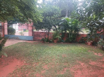 CASA EN ÑEMBY