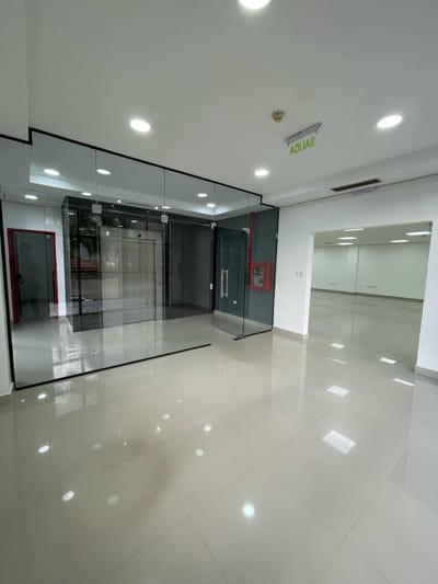 OFICINA ZONA SHOPPING DEL SOL