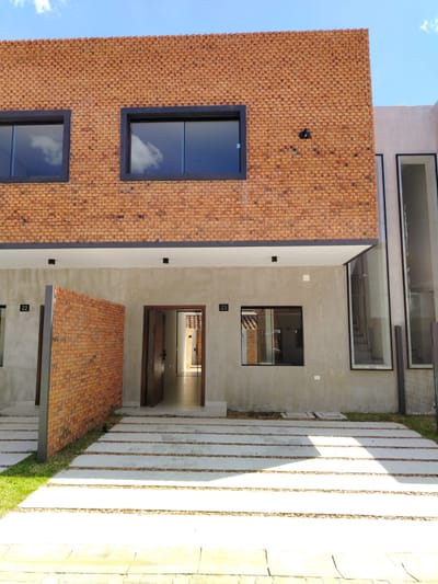 DUPLEX A ESTRENAR DE 3 HABITACIONES ZONA PINEDO SHOPPING . FDO. DE LA MORA
