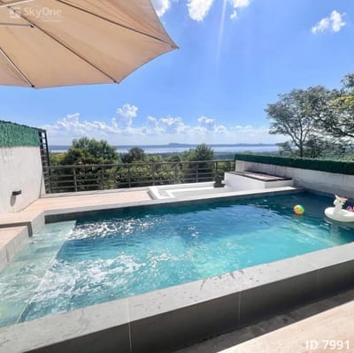*VENDO RESIDENCIA DE LUJO FINAMENTE AMOBLADA Y EQUIPADA*