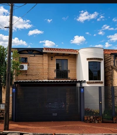 Vendo Duplex de 3 Dormitorios En Recoleta-Asuncion 