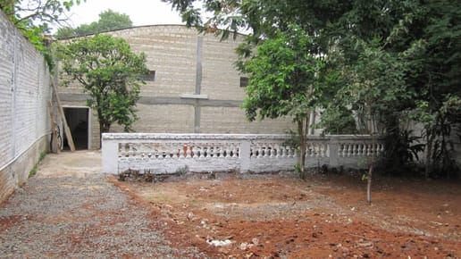 Alquilo depósito en San Lorenzo – Barrio Barcequillo