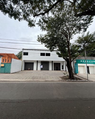 En Venta Amplia Propiedad Ideal para local comercial en Asunción 