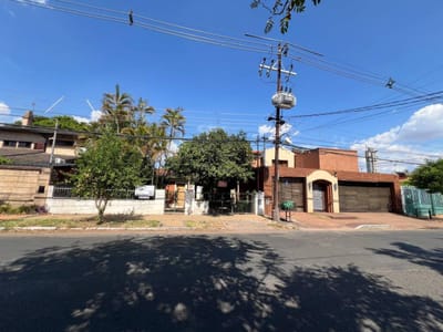 VENDO CASA EN MBURUCUYA 