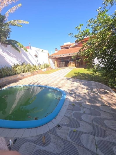 Vendo Casa En Lambaré Con Piscina 