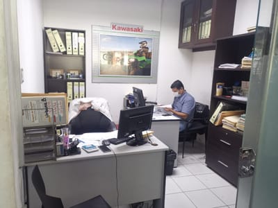 Atención Señores Empresarios Local En Venta  Con 3  Niveles Imperdible Ubicación