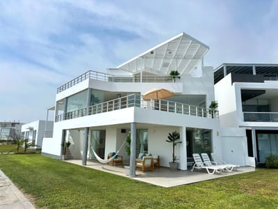 CASA DE PLAYA EN ASIA - PRIMERA FILA - CONDOMINIO LAS TERRAZAS
