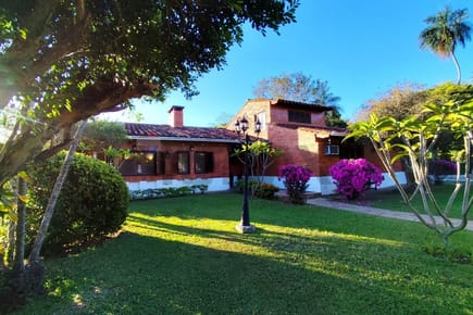 Vendo casa en San Bernardino  VENDO EXCLUSIVA PROPIEDAD EN SAN BERNARDINO    ✨