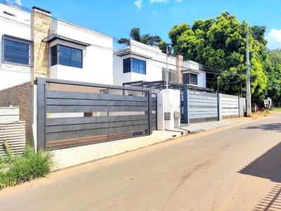 VENDO DUPLEX EN LAURELTY SAN LORENZO 