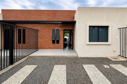 DUPLEX EN LA CIUDAD DE LUQUE!!