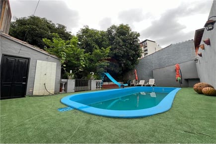 Vendo Amplia Casa Zona Shopping del SOL